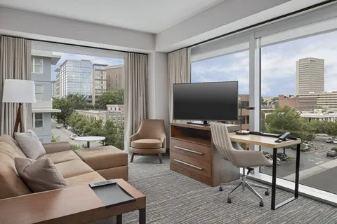 Residence Inn Greenville Downtown 4