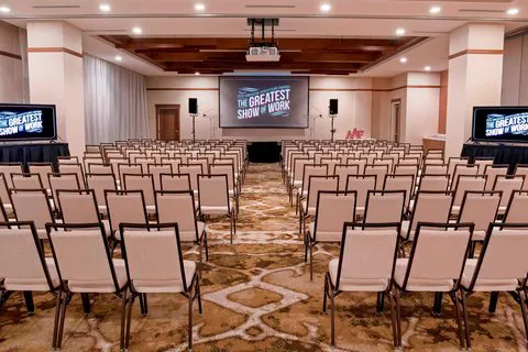 Residence Inn Greenville Downtown 4