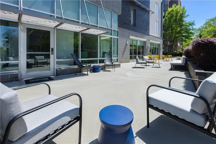 Home2 Suites by Hilton Greenville Downtown 4