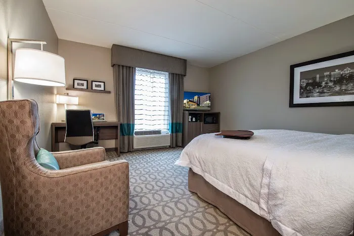 Hampton Inn Greenville/I-385 Haywood Mall 4