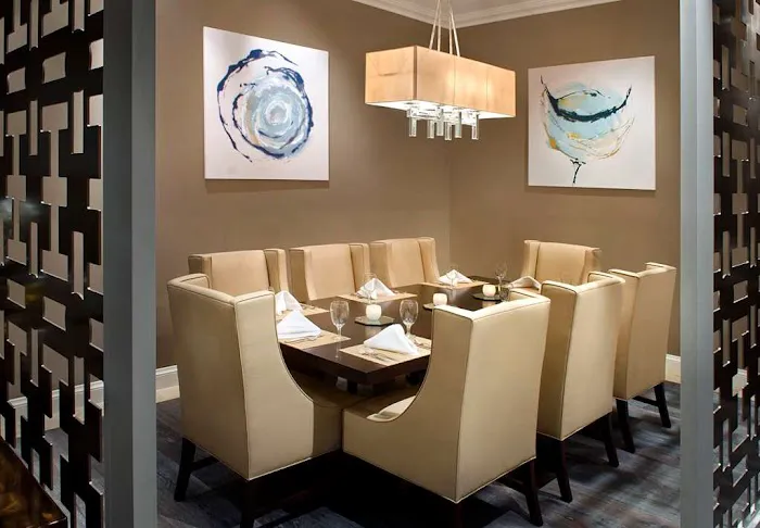 Hilton Greenville 4