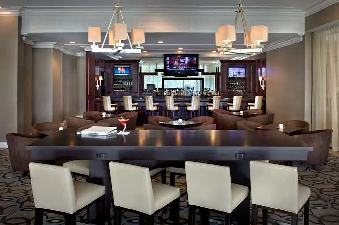 Hilton Greenville 4