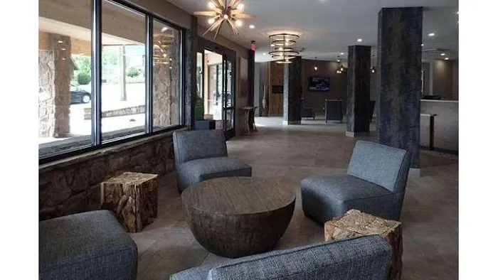 Clarion Pointe Downtown Gatlinburg 4