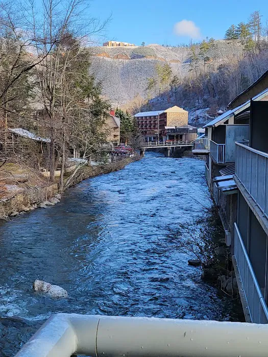 Historic Rocky Waters Inn, A Small Luxury Hotel 4