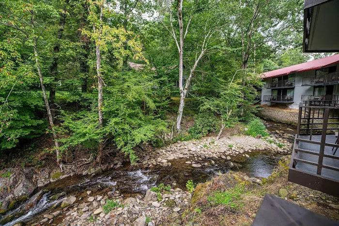 Bear Creek Inn Gatlinburg, TN 4