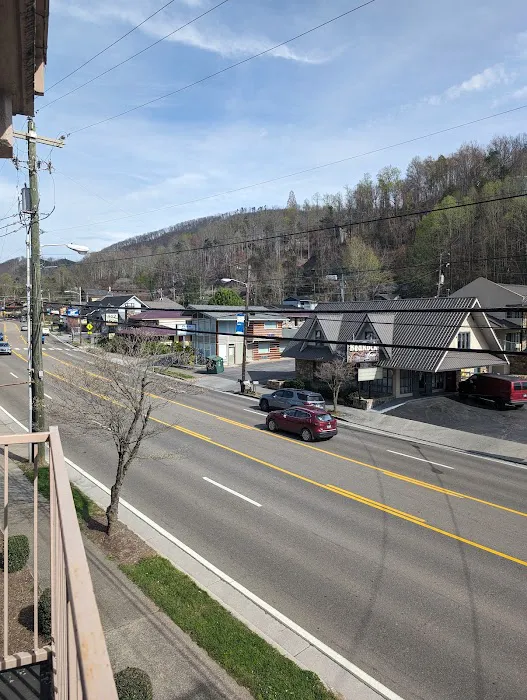 Bed Rock Inn 3