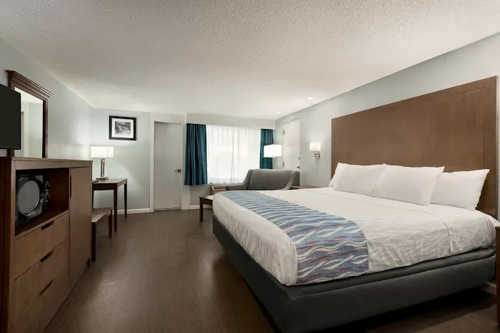 Gatlinburg River Inn 4