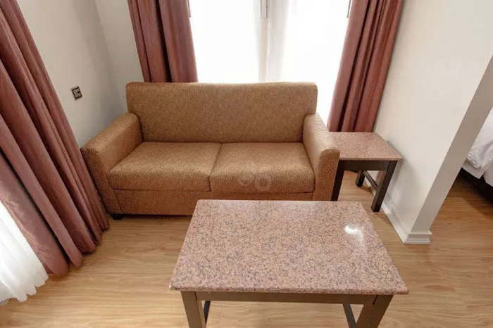 Quality Inn & Suites 4