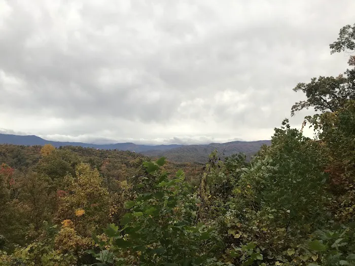 Enchanted Vista Gatlingburg Cabins 4