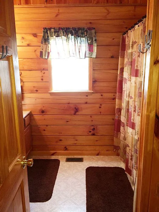 Cowboy Hideaway Cabin 4