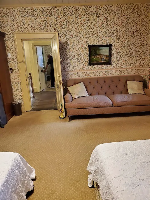 Historic Eureka Inn & Event Center 4