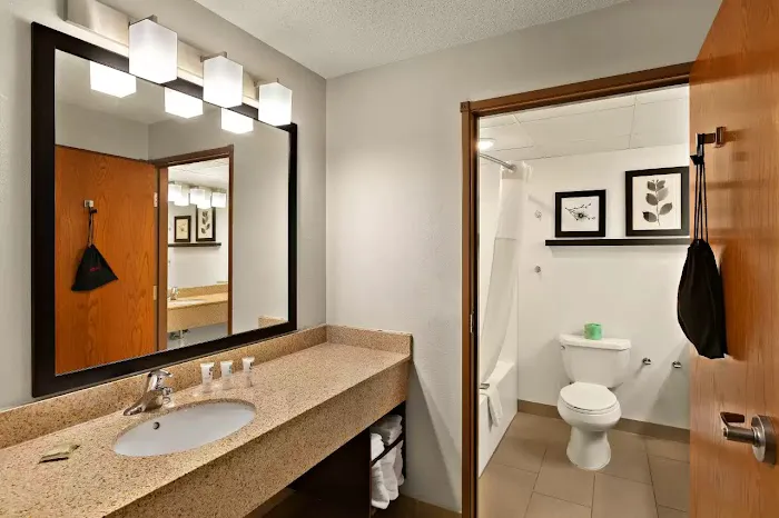 Country Inn & Suites by Radisson, Jonesborough-Johnson City West, TN 4