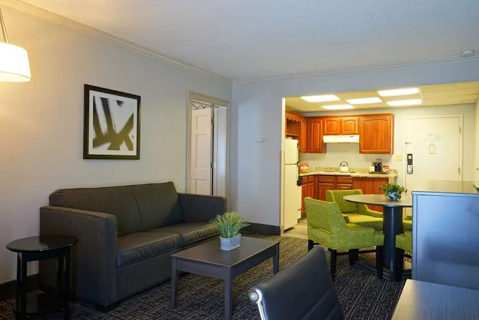 Best Western Plus Morristown Conference Center Hotel 4