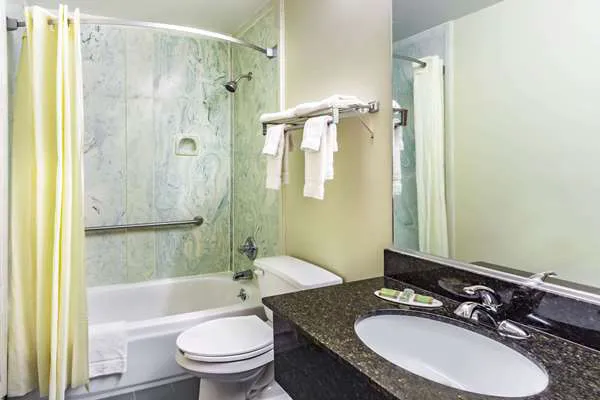 Super 8 by Wyndham Morristown/South 4