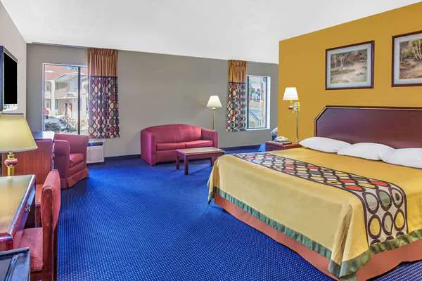 Super 8 by Wyndham Morristown/South 4