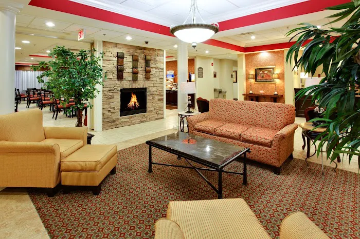 Holiday Inn Express & Suites Morristown by IHG 4