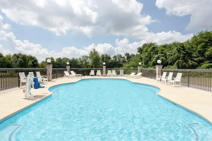 Days Inn by Wyndham Morristown 4