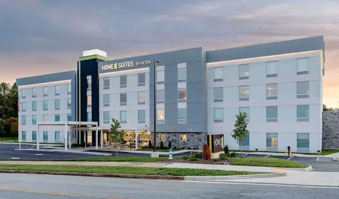 Home2 Suites by Hilton Johnson City 4