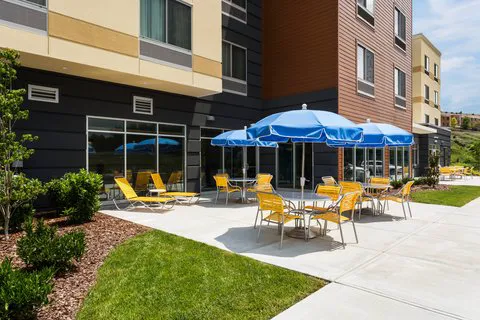 Fairfield Inn & Suites Johnson City 4