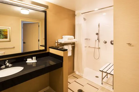 Fairfield Inn & Suites Johnson City 4