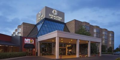 DoubleTree by Hilton Hotel Johnson City
