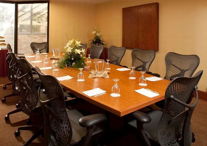 DoubleTree by Hilton Hotel Johnson City 4