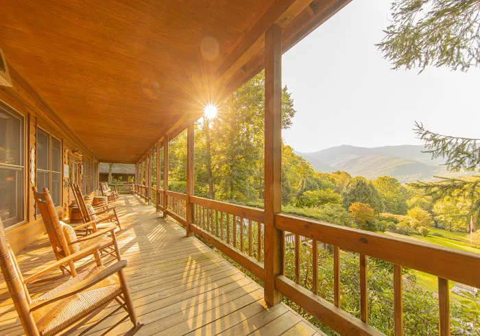 Mount Mitchell Eco Retreat 4