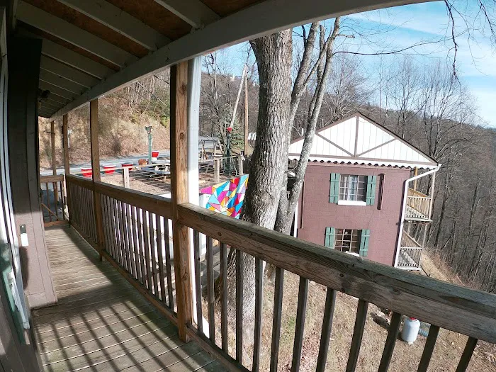 Alpine Inn 4