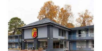 Super 8 by Wyndham Black Mountain