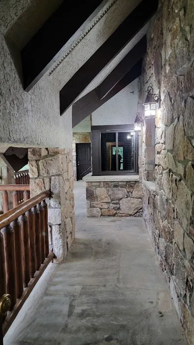 The Roosevelt Lodge 4