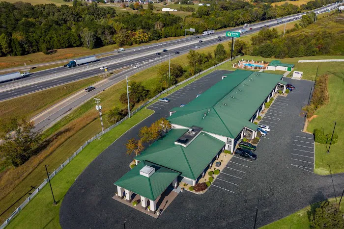 Quality Inn 4