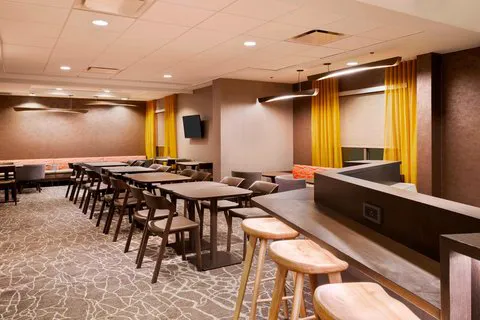 SpringHill Suites Asheville 4