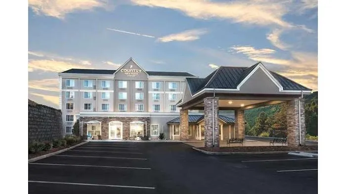 Country Inn & Suites by Radisson Asheville Downtown Tunnel Road 4