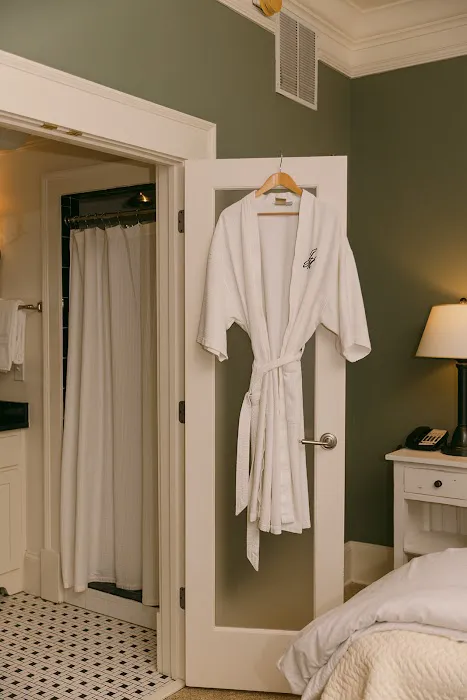 James Madison Inn 4