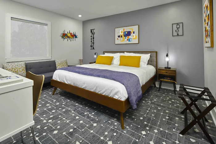 New South Motor Inn 4