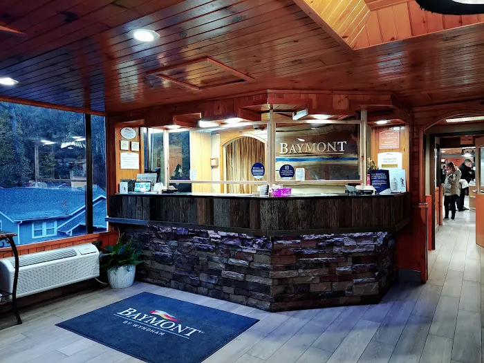 Baymont by Wyndham Gatlinburg On The River 4