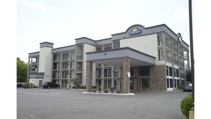 Days Inn by Wyndham Kodak/Sevierville Interstate Smokey Moun 5