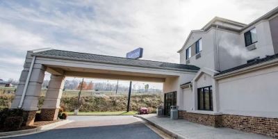 Sleep Inn & Suites