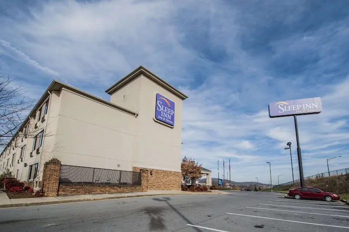 Sleep Inn & Suites 4