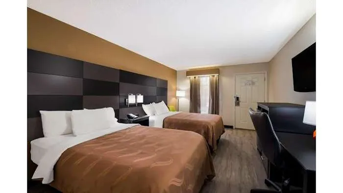 Quality Inn Johnson City I-26 exit 17 4