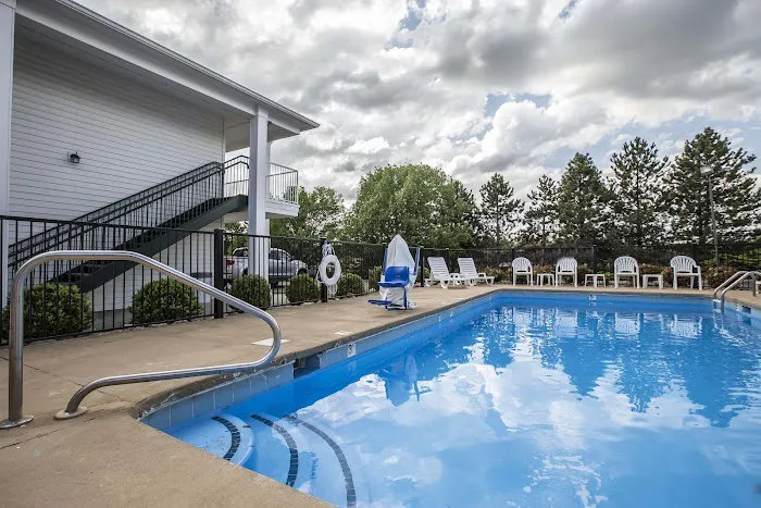 Quality Inn Johnson City I-26 exit 17 4