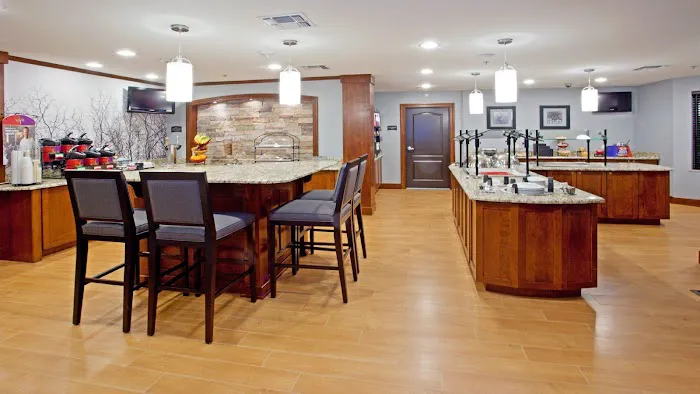 Staybridge Suites Johnson City by IHG 4