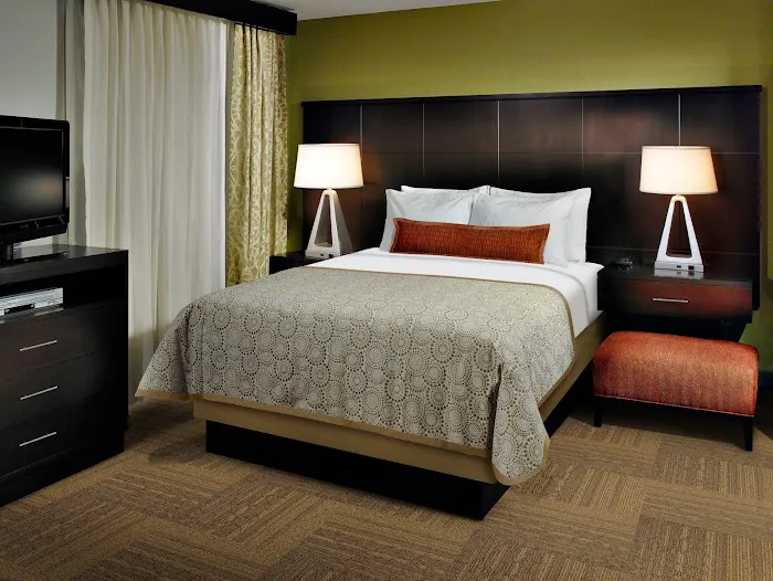 Staybridge Suites Johnson City by IHG 4