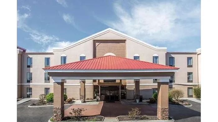 Quality Suites 4