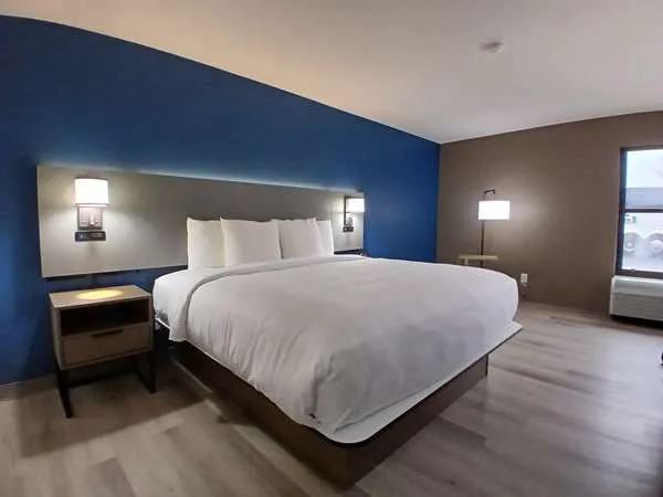 Comfort Inn 3