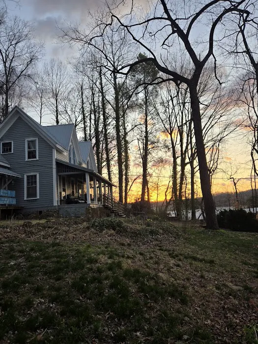 Mountain Appalachian Inn 4