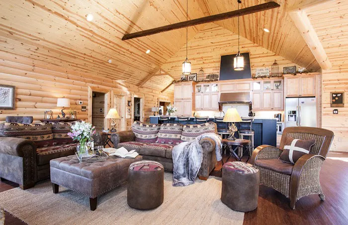 Hidden Vista Lodge - Vacation Rental with Greybeard Rentals 4