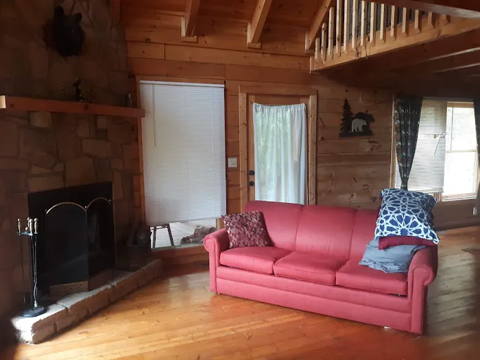 Cuddle Bear Cabin 4