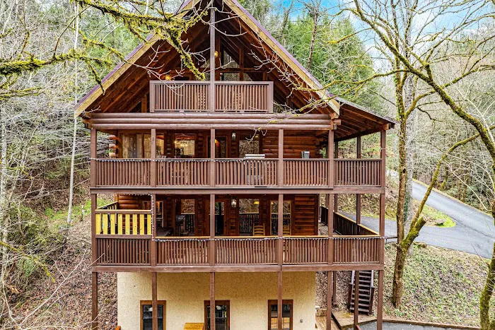 Creekside Escape 4