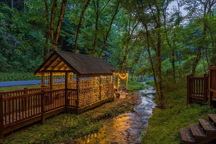 Creekside Escape 4